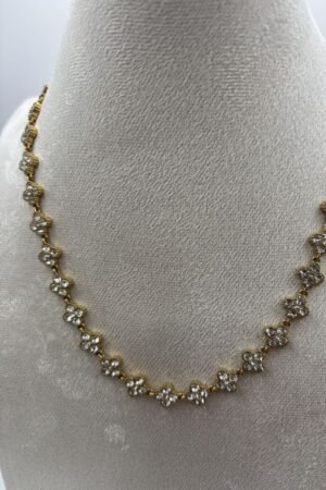 Collier Flora cristal zoom Collier Flora cristal zoom