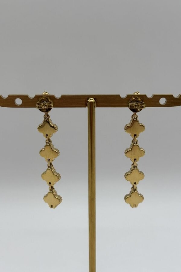 Boucles d'oreilles Flora noir vue de dos