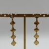 Boucles d'oreilles Flora cristal vue de dos Boucles d'oreilles Flora cristal vue de dos