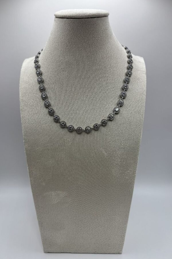 Collier Livy argenté face Collier Livy argenté face