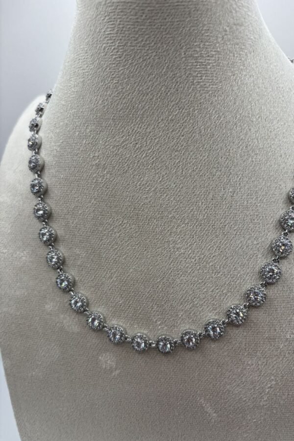Collier Livy argenté zoom Collier Livy argenté zoom