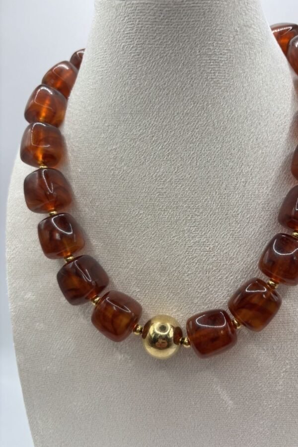 Collier Nadia ambre zoom Collier Nadia ambre zoom