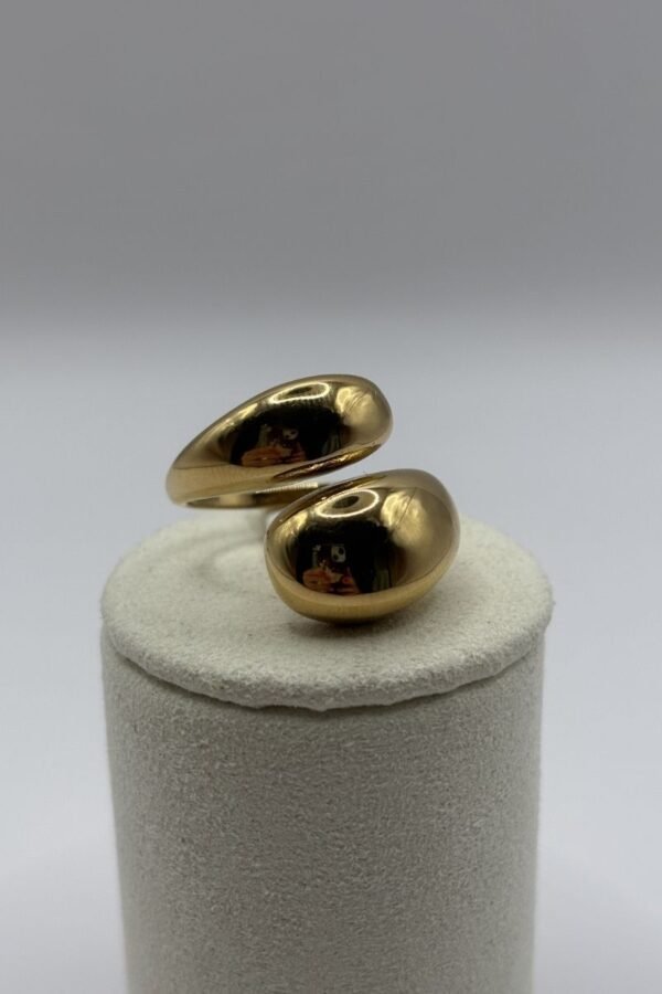 Bague Maëlle doré grand modèle vue de face Bague Maëlle doré grand modèle vue de face