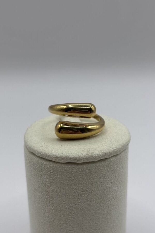 Bague Maëlle doré petit modèle vue de face Bague Maëlle doré petit modèle vue de face