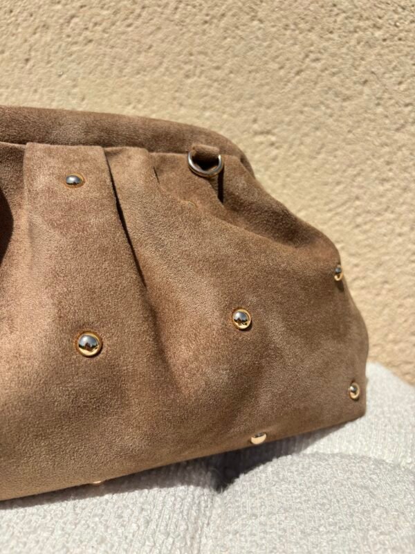 Zoom pochette Isaline beige