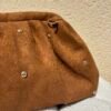 Zoom pochette Isaline camel